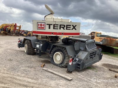 2008 Terex RT230-1 4x4x4 Rough Terrain Crane (Inoperable)