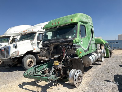2020 Freightliner 6x4 Tractocamion con Dormitorio (INOPERABLE) / Sleeper Truck Tractor (Inoperable)