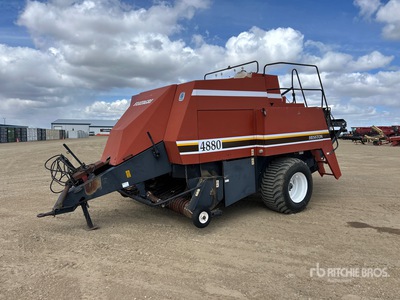 1995 Hesston 4880 Big Square Baler