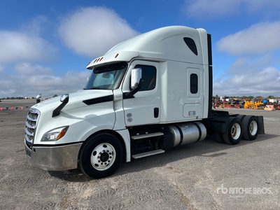 2019 Freightliner Cascadia 126 6x4 T/A Sleeper Truck Tractor