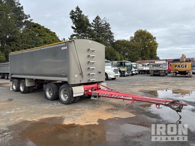 2019 Transport Trailers 7.4 m 4/Axle End Dump Trailer