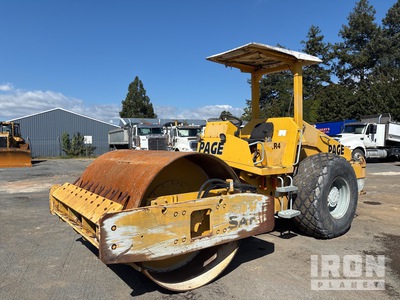 1989 Sakai SV510D-1E 2 Wheel Pneumatic Roller