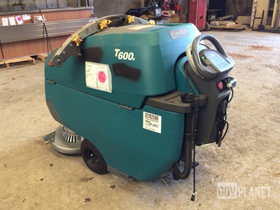 Tennant T600E Walk-Behind Floor Scrubber