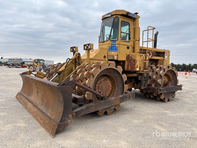1987 Cat 825C Soil Compactor