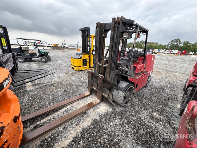 2000 Hyster S155XL 15500 lb Pneumatic Tire Forklift