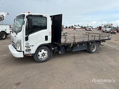 2023 Isuzu NRR 4x2 Flatbed Truck