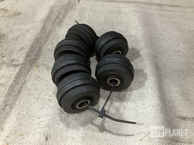 (6) Boeing 234DS303 Resilient Mounts