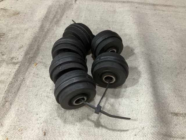 (6) Boeing 234DS303 Resilient Mounts