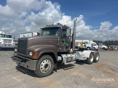 2014 Mack CHU613 6x4 Day Cab Truck Tractor
