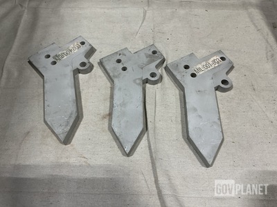 (14) Fascan MIL-001-003 Mounting Plates