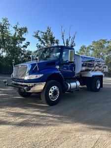 2021 International MV607 2250 gal 4x2 Water Truck