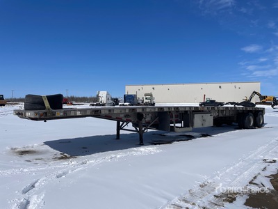 2013 Wilson 48 ft T/A Flatbed Trailer