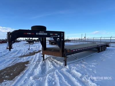 2015 Trailtech H370-30 30 ft Tri/A Gooseneck Equipment Trailer