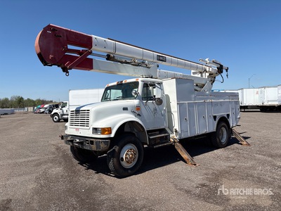 Terex Terex Hi-Ranger 5TC-55 on 1999 International 4800 4x4 Bucket Truck