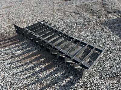 2025 Kit Containers QT-RR-70 70 in Skid Steer Root Rake (Unused)
