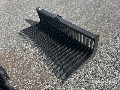 2025 Kit Containers QT-SB-L72 72 in Skeleton Skid Steer Bucket (Unused)