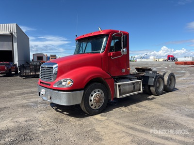 2002 Freightliner Columbia 120 6x4 T/A Day Cab Truck Tractor