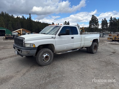 2001 Dodge Ram 3500 Laramie 4x4 Extended Cab Pickup