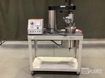 Parr Instrument 4551M Pressure Reactor