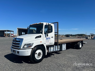 2017 Hino 268 4x2 Flatbed Truck
