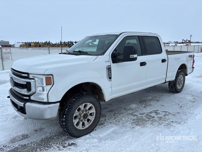 2022 Ford F-250 XLT 4x4 Crew Cab Pickup