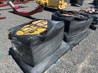 Quantity of (2) Pallets of Dewalt and Generac Groupe électrogène portable  (Inoperable)