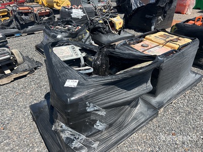 Quantity of (2) Pallets of Groupe électrogène portable  (Inoperable)