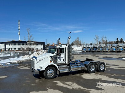 2019 Kenworth T800 6x4 T/A Day Cab Truck Tractor