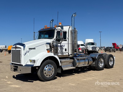 2019 Kenworth T800 6x4 Ciągnik siodłowy T/A z kabiną dzienną