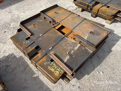 Quantity of (10) 2025 Kit Containers QT-F-BLANK Skid Steer Attachment Mounting Plate (Unused)