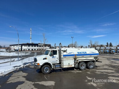 2007 Sterling LT9500 16000 L 6x4 Water Truck