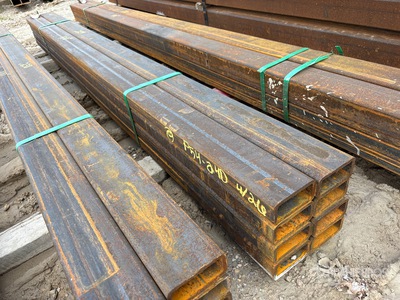 Quantity of (8) 2025 Kit Containers 2 in x 4 in x 8 ft Rectangle Tubing Varios metales