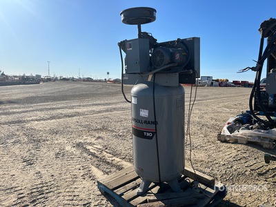 Ingersoll Rand 2475N7.5 Upright Air Compressor