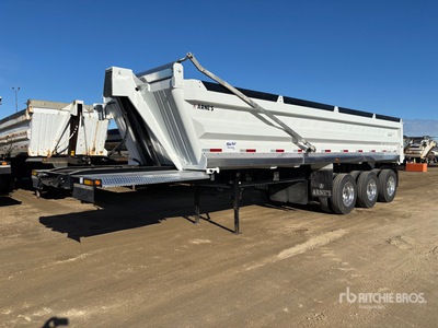 2013 Arnes 31 ft Tri/A Remolque banera