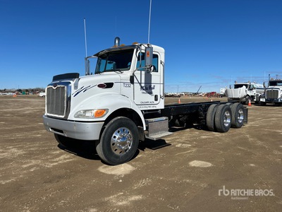 2007 Peterbilt 335 6x4 Cabina y chasis