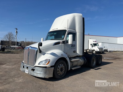 2016 Kenworth T680 6x4 トラックトラクター（T/A）