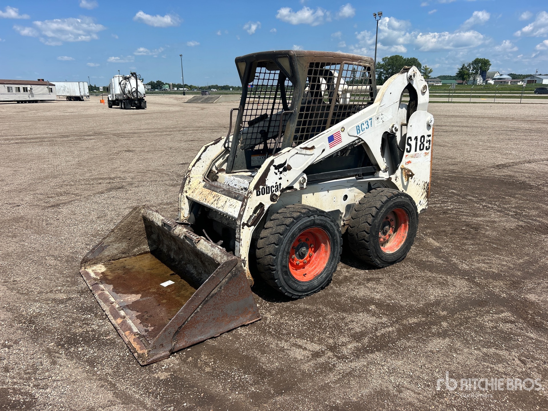 2002 Bobcat S185 Skid Steer Loader