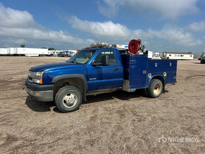 2004 Chevrolet Silverado 3500 4x4 Camion de service
