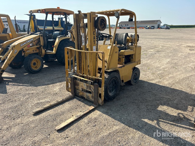 Cat Cushion Tire Forklift (Inoperable)