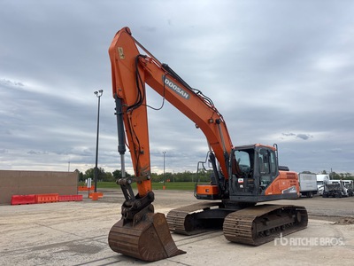 2017 Doosan DX225LC-5 حفارة بجنزير