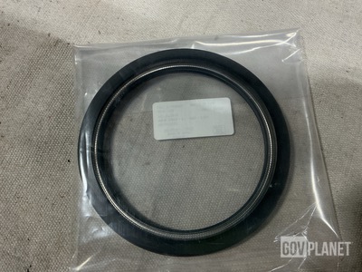 (7) Saint-Gobain 090002056 VERT Hinge Pin Seals