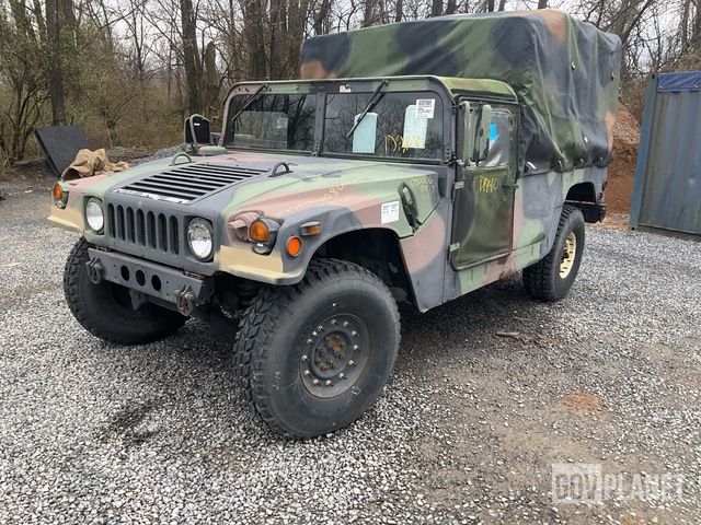 AM General M1097 HMMWV 2 Door Soft Top w/Truck Body