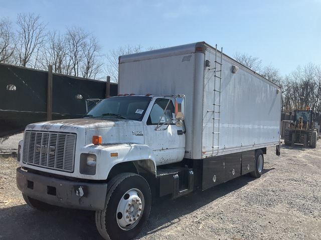1995 GMC Topkick C7H042 Van Truck 1995 GMC Topkick C7H042 Van Truck