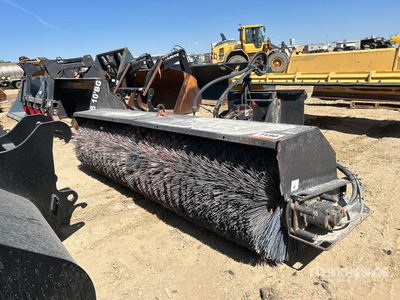 Paladin 124 in Q/C Wheel Loader Broom ホイールローダー　その他のアタッチメント - Fits John Deere