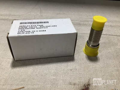 (35) Precision Sensors P6P-H53 Pressure Switches