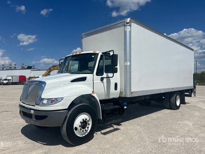2016 International 4300 4x2 Van Truck