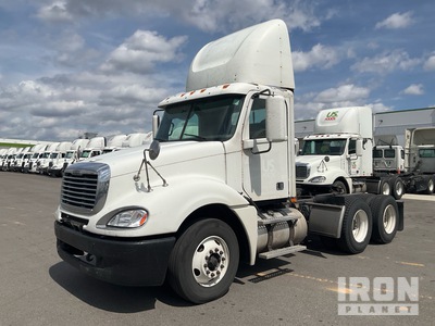 2014 Freightliner Cascadia 6x4 تراكتور شاحنة نهارية (ثنائية المحور) (Glider Kit)