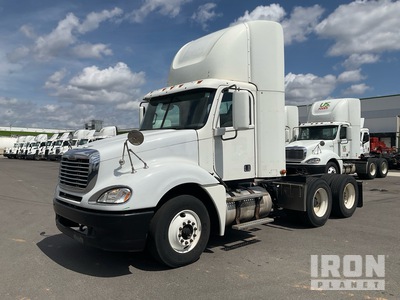 2014 Freightliner Cascadia 6x4 تراكتور شاحنة نهارية (ثنائية المحور) (Glider Kit)