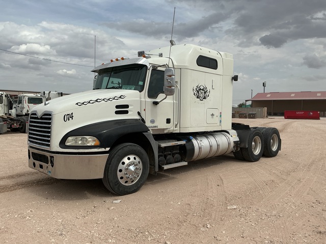 2014 Mack CXU613 6x4 T/A Sleeper Truck Tractor