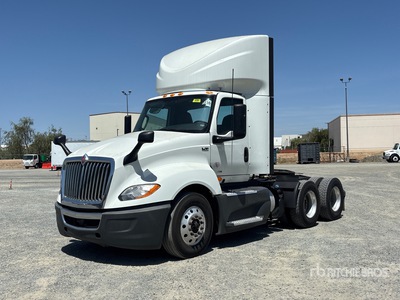 2021 International LT625 6x4 Cabina per trattore stradale